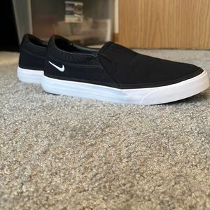 Nike slip on sneakers